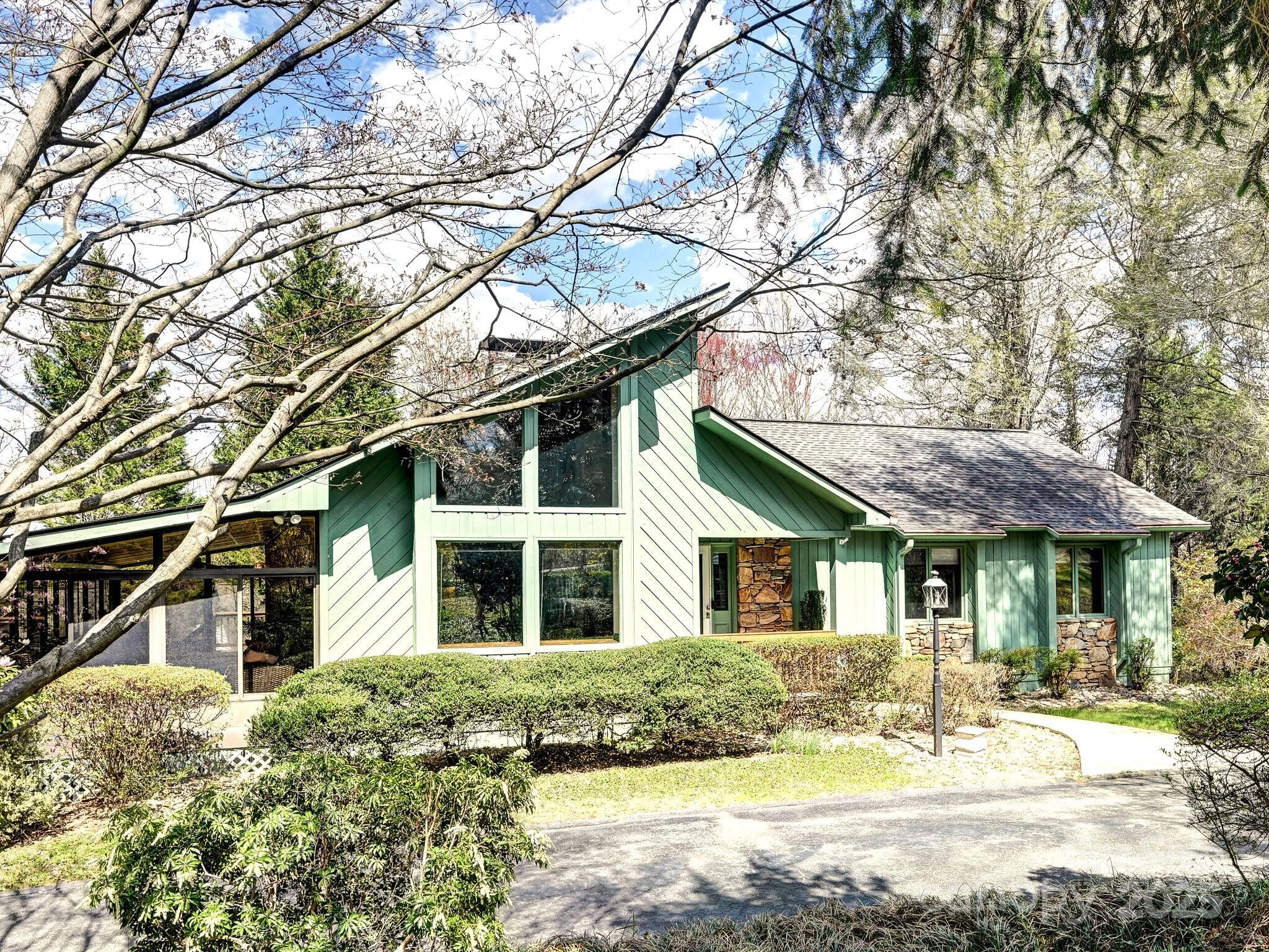 Property Photo: 71 Underhill Road NC 28792