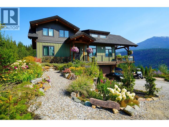 Property Photo: 26 Birchgrove Bend BC V0G 1M0