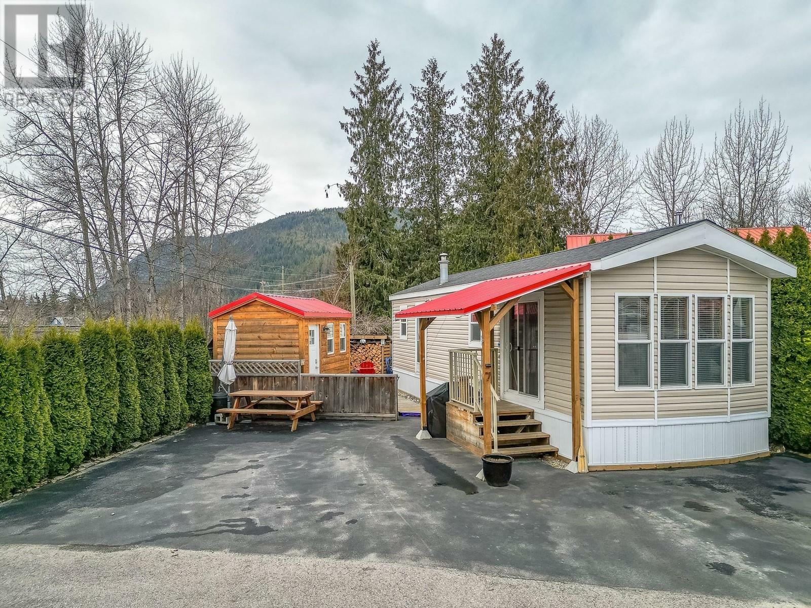 1383 Silver Sands Road 7  Sicamous BC V0E 2V4 photo