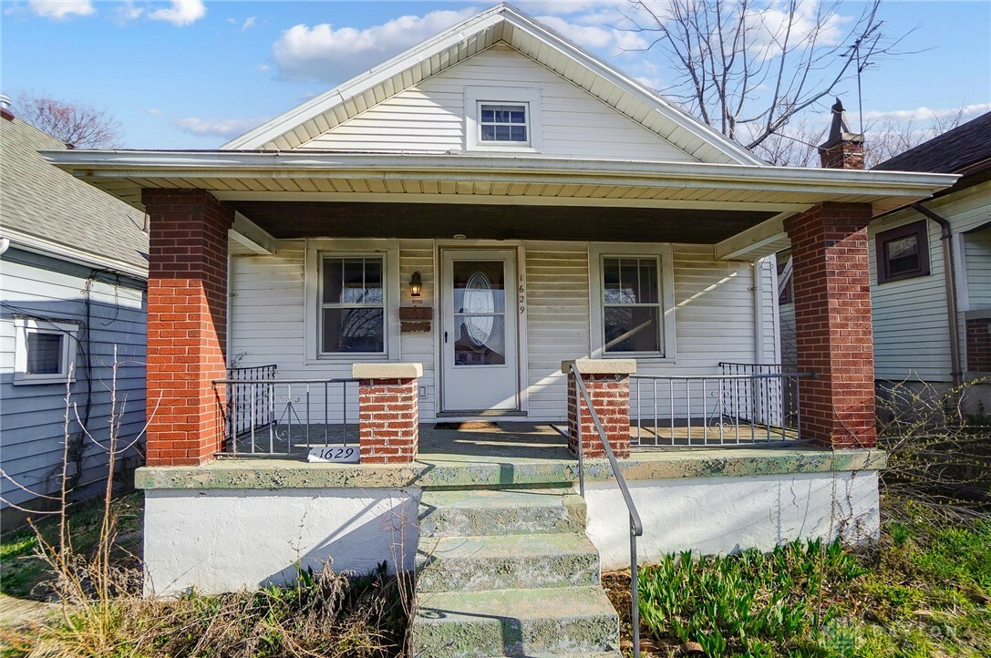 Property Photo: 1629 Suman Avenue OH 45403