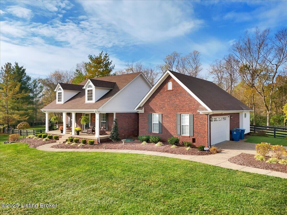 Property Photo:  5604 Creekwood Ct  KY 40014 