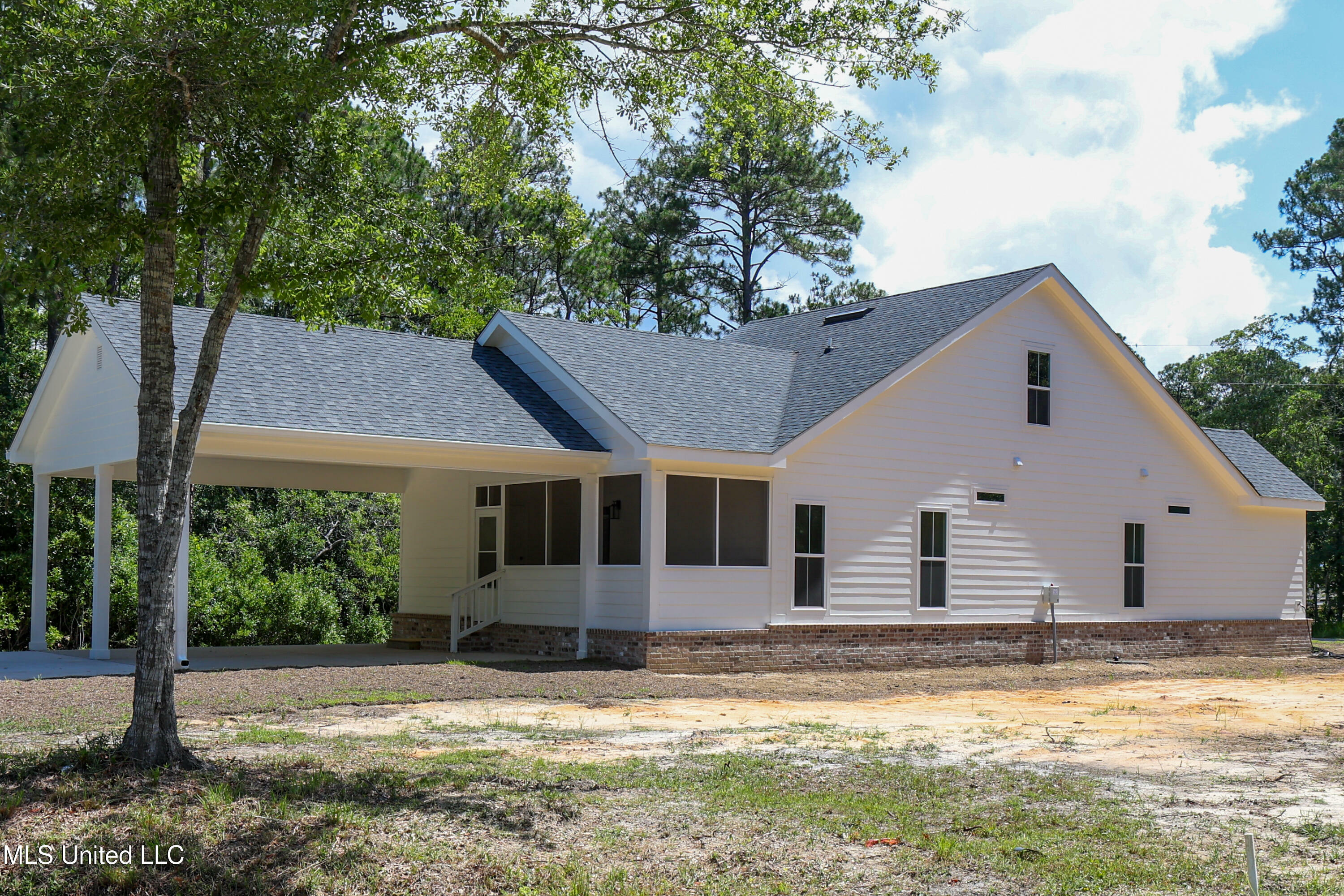 Property Photo: 1003 Dorothy Street MS 39564