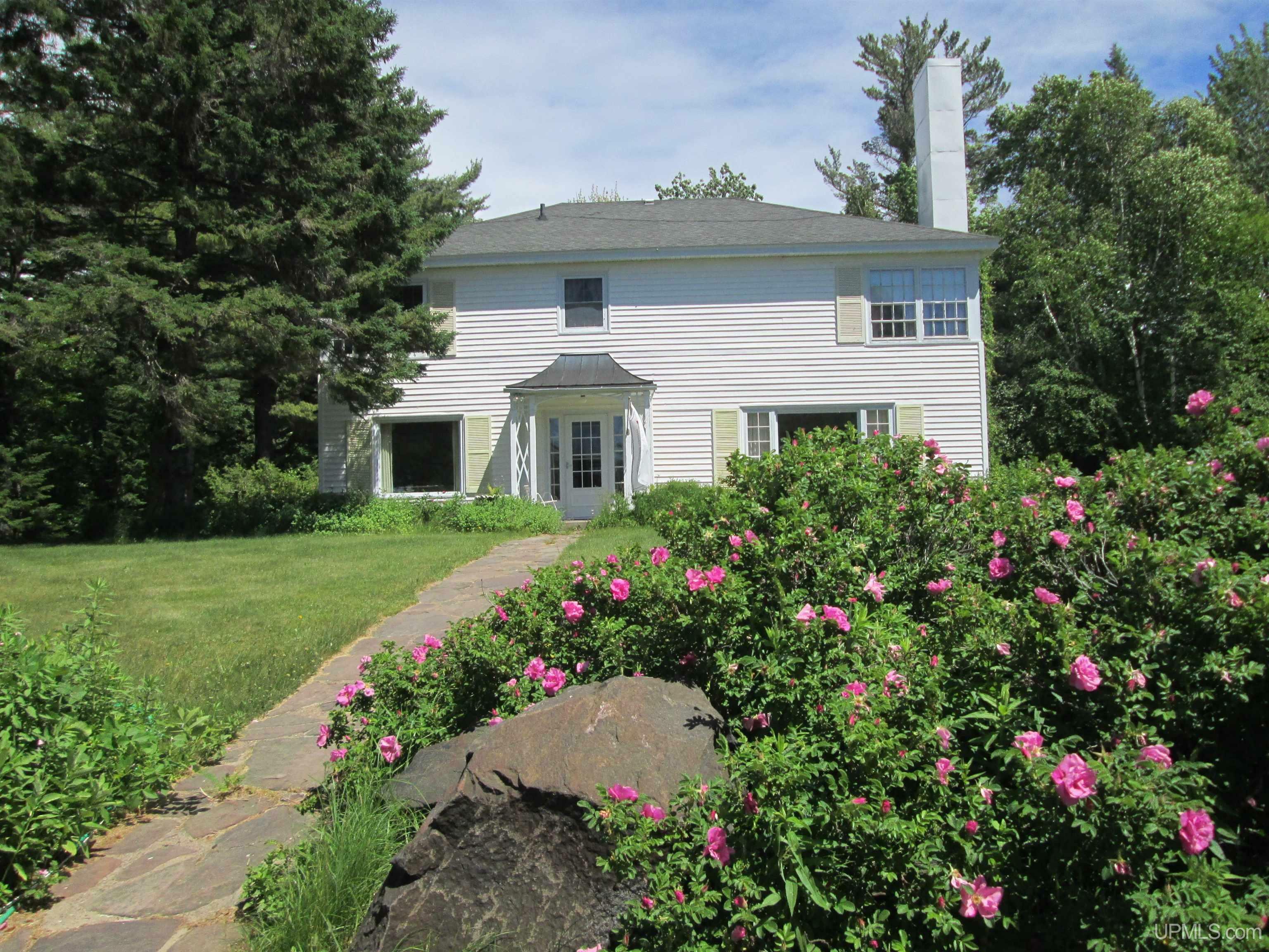 Property Photo: 500 Lakeshore Drive MI 49953