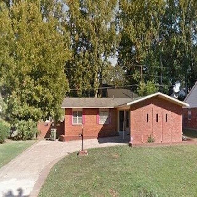 Property Photo:  2048 Grovehaven Dr  TN 38116 