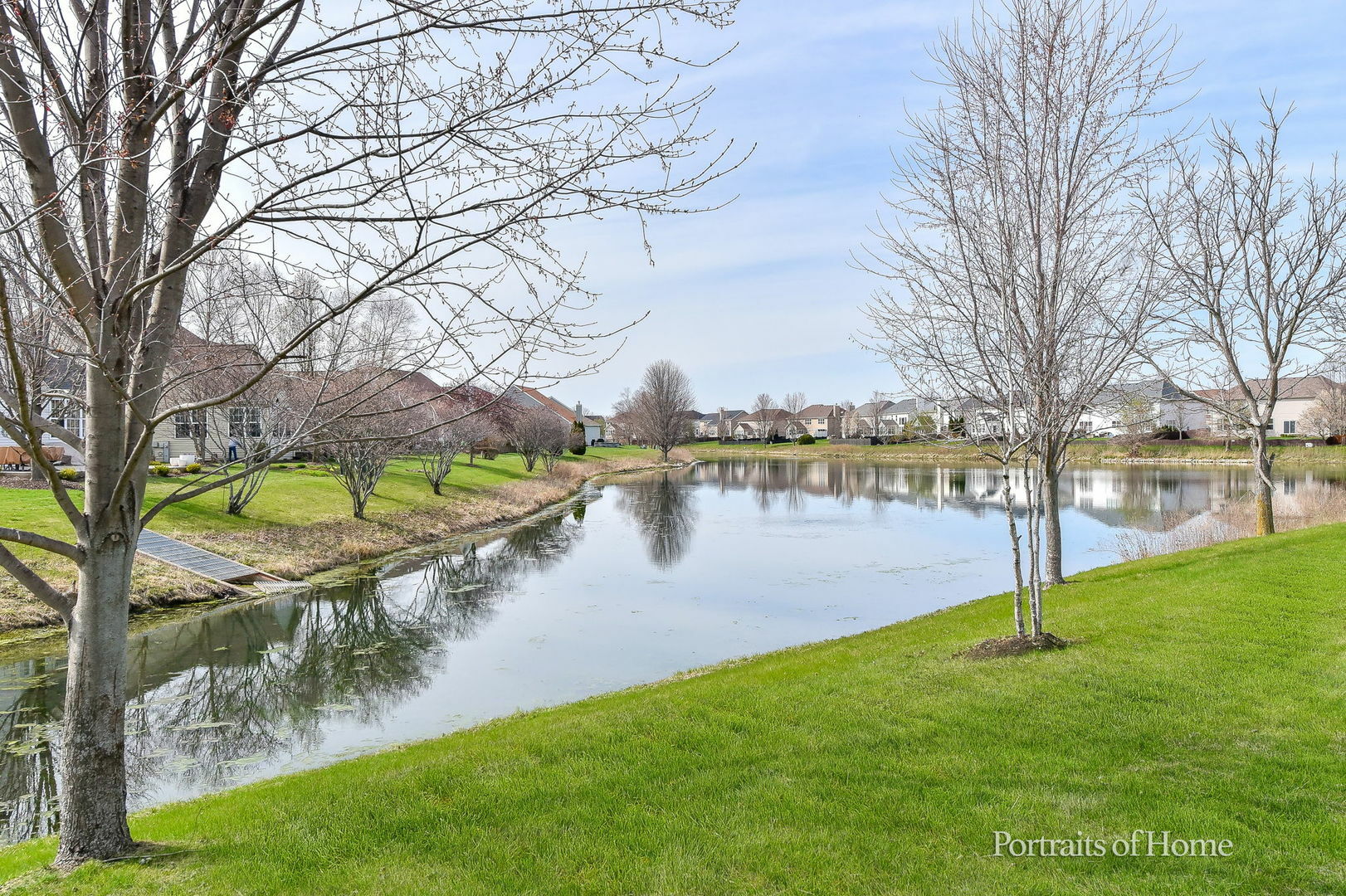 Property Photo: 809 Preston Lane IL 60543