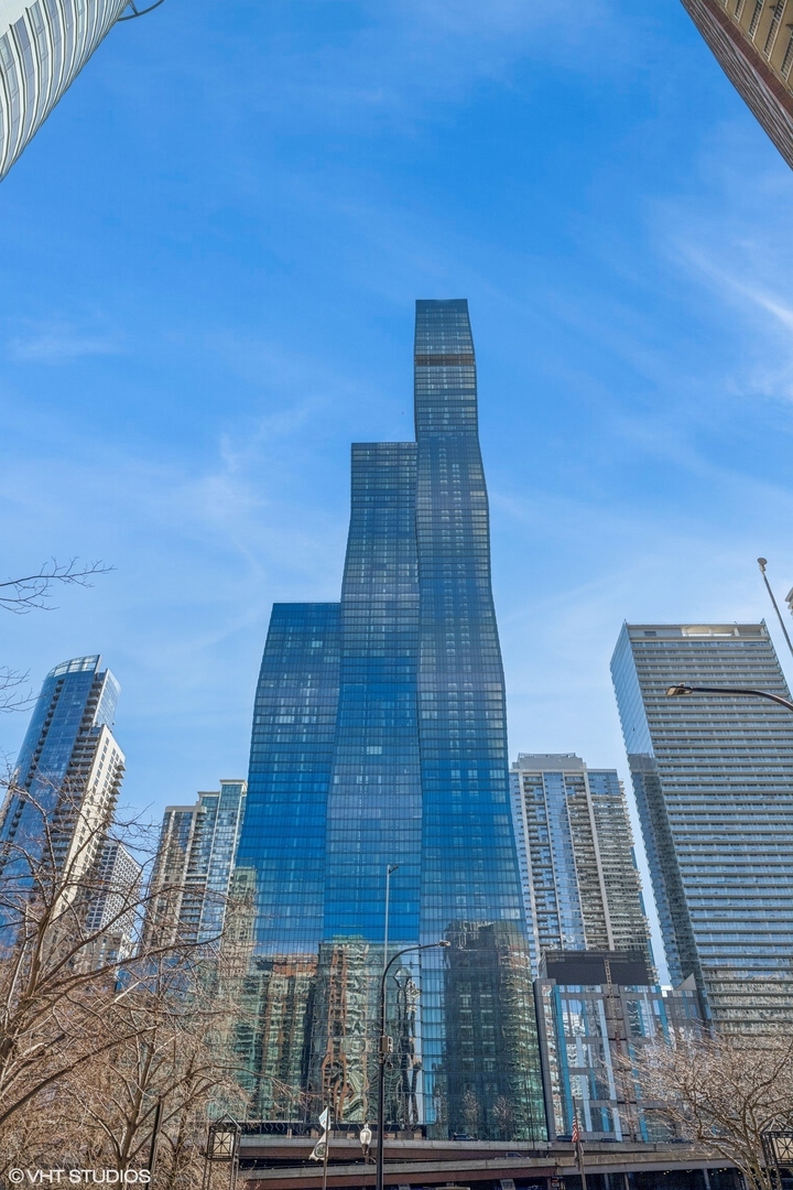363 E Wacker Drive 3203  Chicago IL 60601 photo