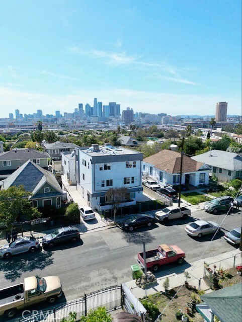 Property Photo: 1430 Pennsylvania Avenue CA 90033