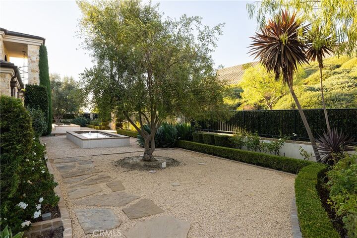 Property Photo:  28481 Avenida La Mancha  CA 92675 