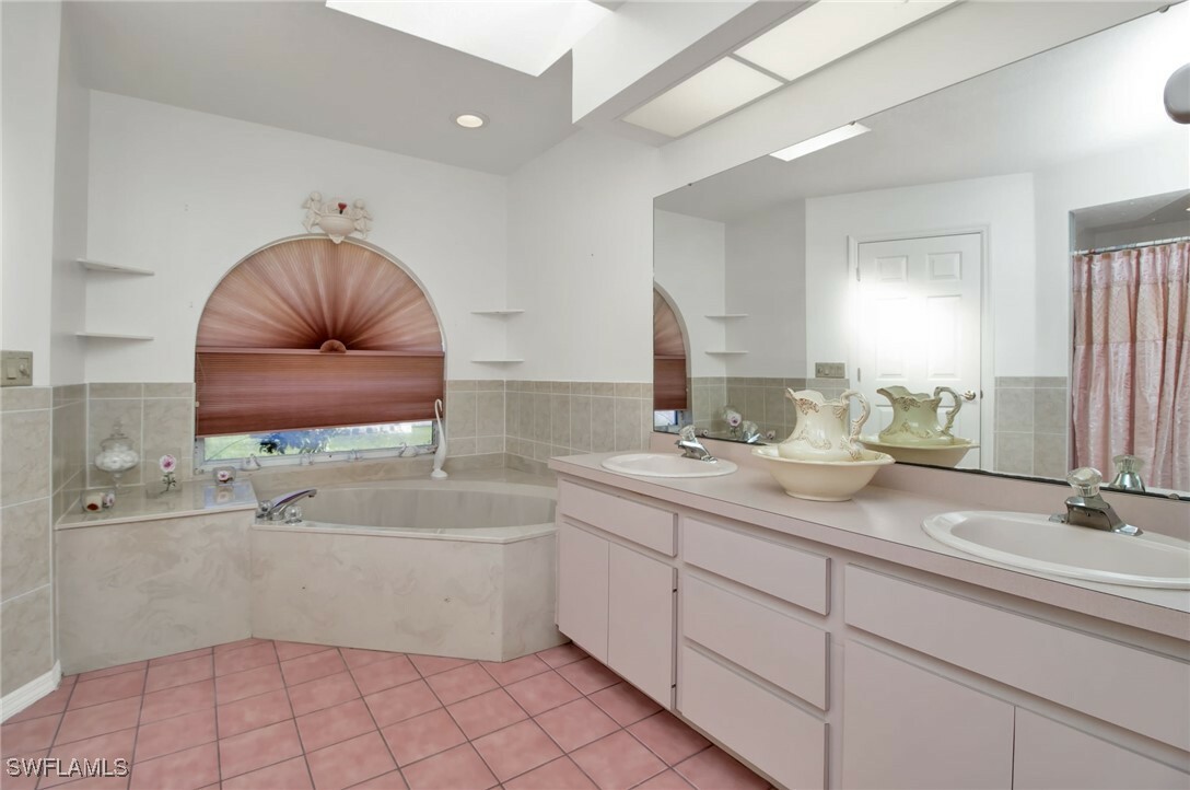 Property Photo:  256 Coblentz Street  FL 33954 