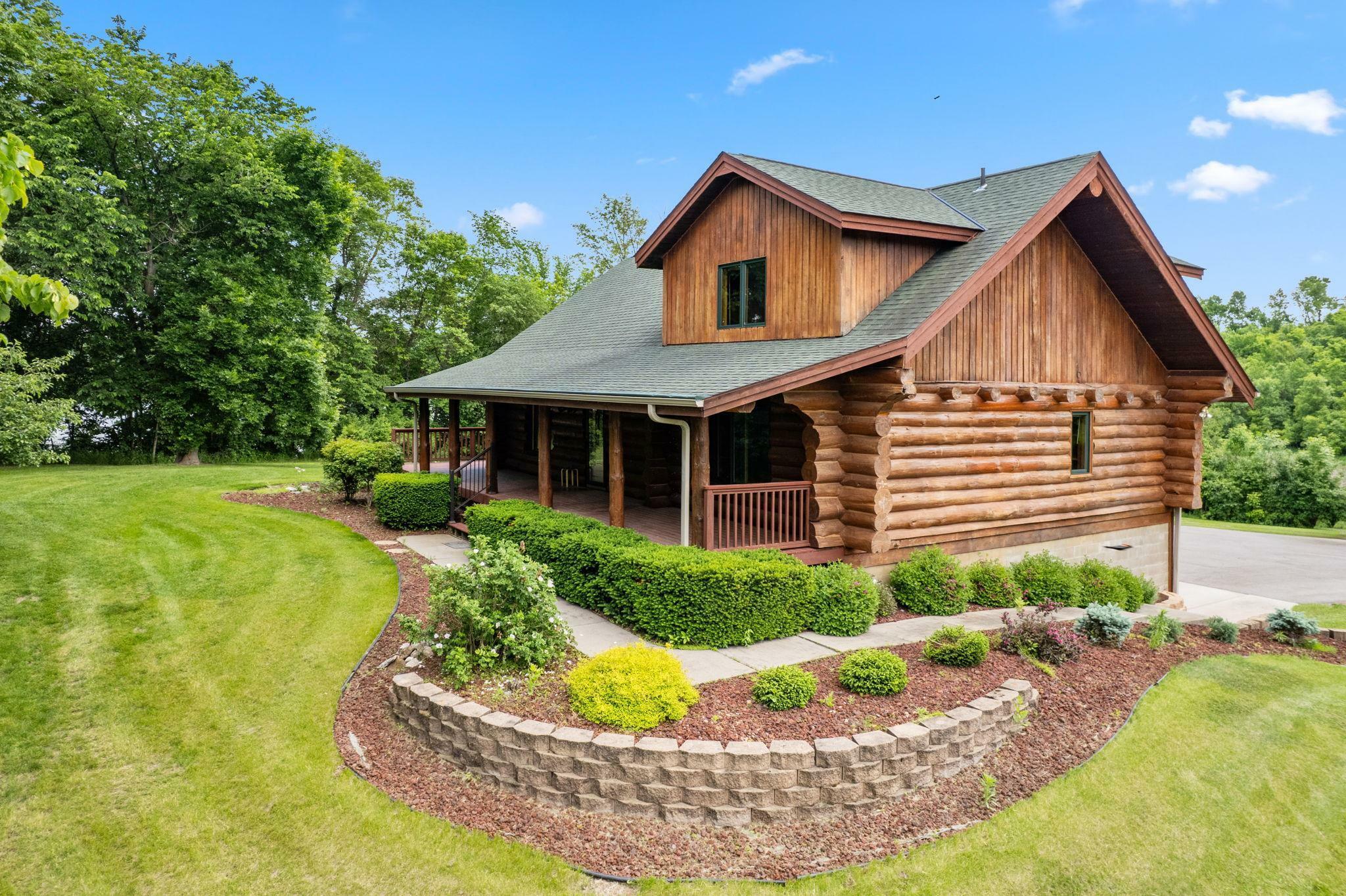 Property Photo: 1867 County Road 35 W MN 55313