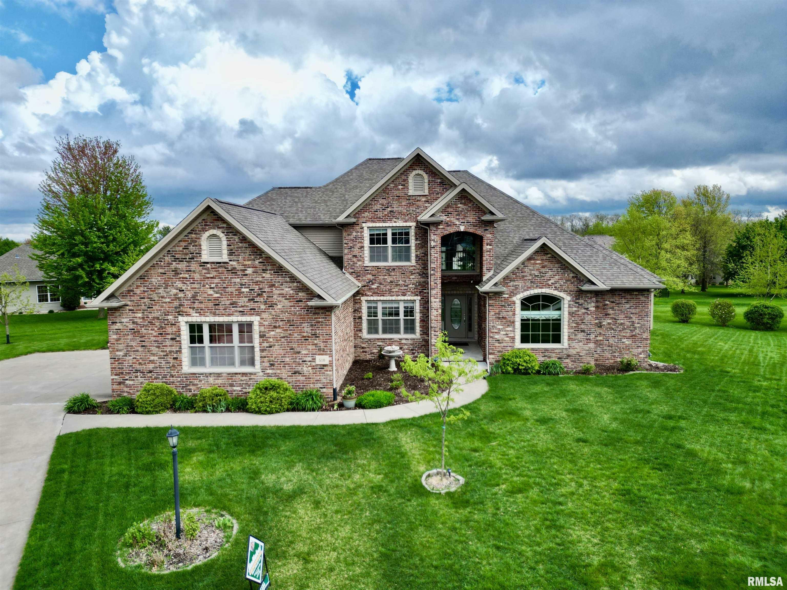 Property Photo: 510 Copper Ridge Court IL 61525