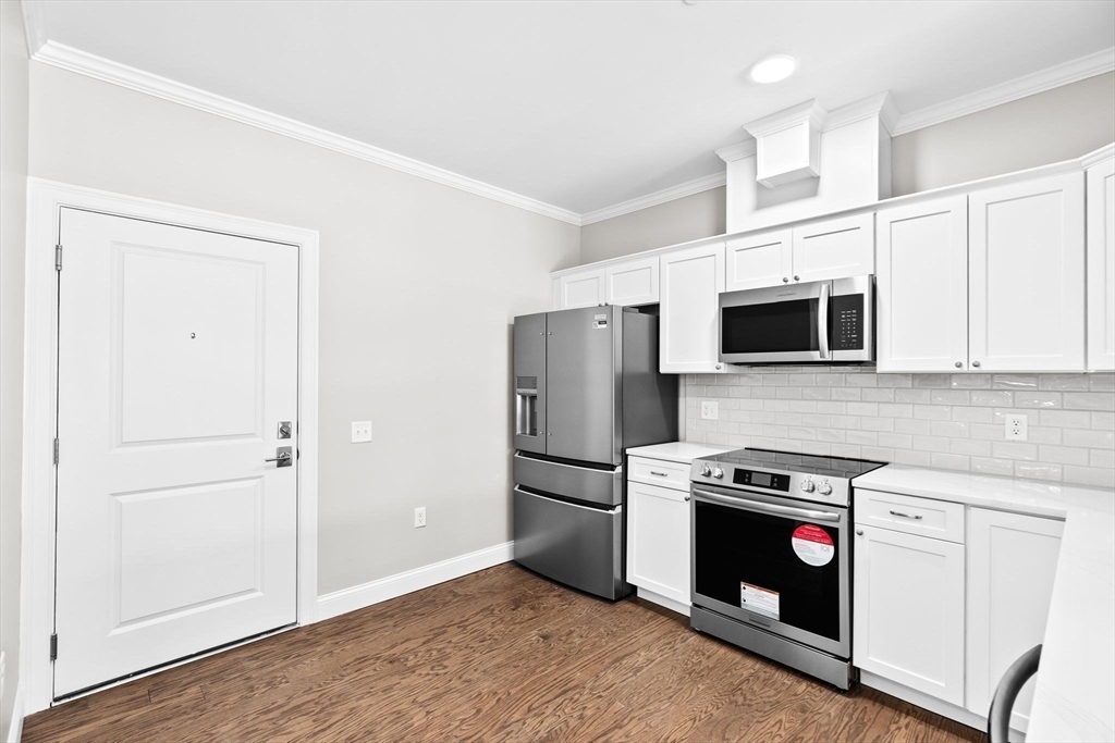 Property Photo: 485 Blue Hills Parkway 19 MA 02186
