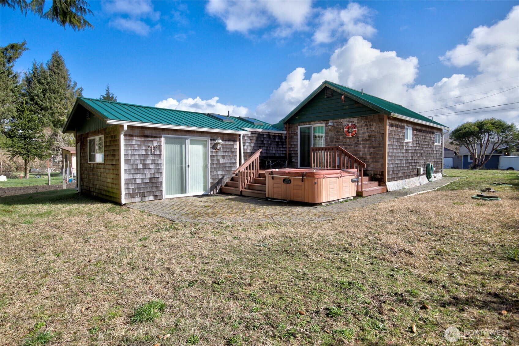 39  Oyehut Road  Hoquiam WA 98550 photo