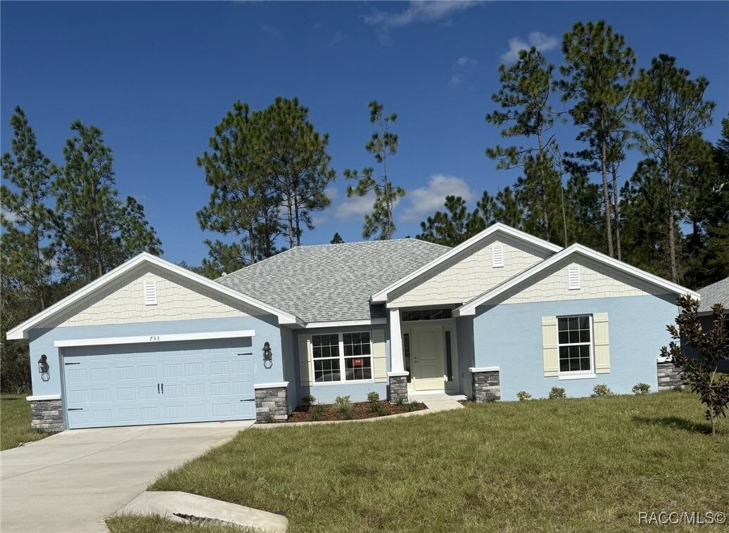 Property Photo: 753 W Hallam Drive FL 34434