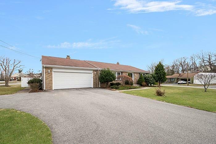 Property Photo:  5 Bradford Drive  RI 02865 