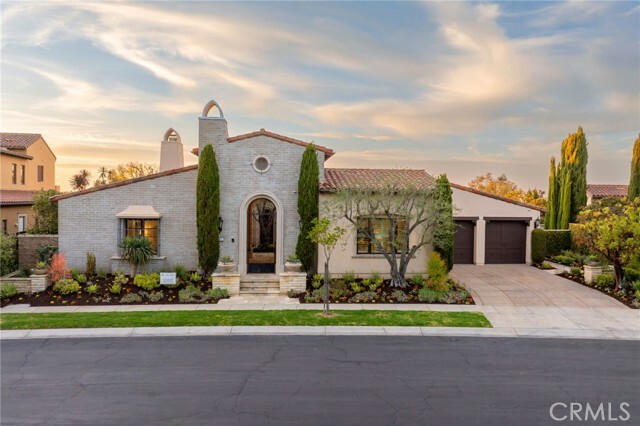 Property Photo: 31 Ridgeview CA 92603