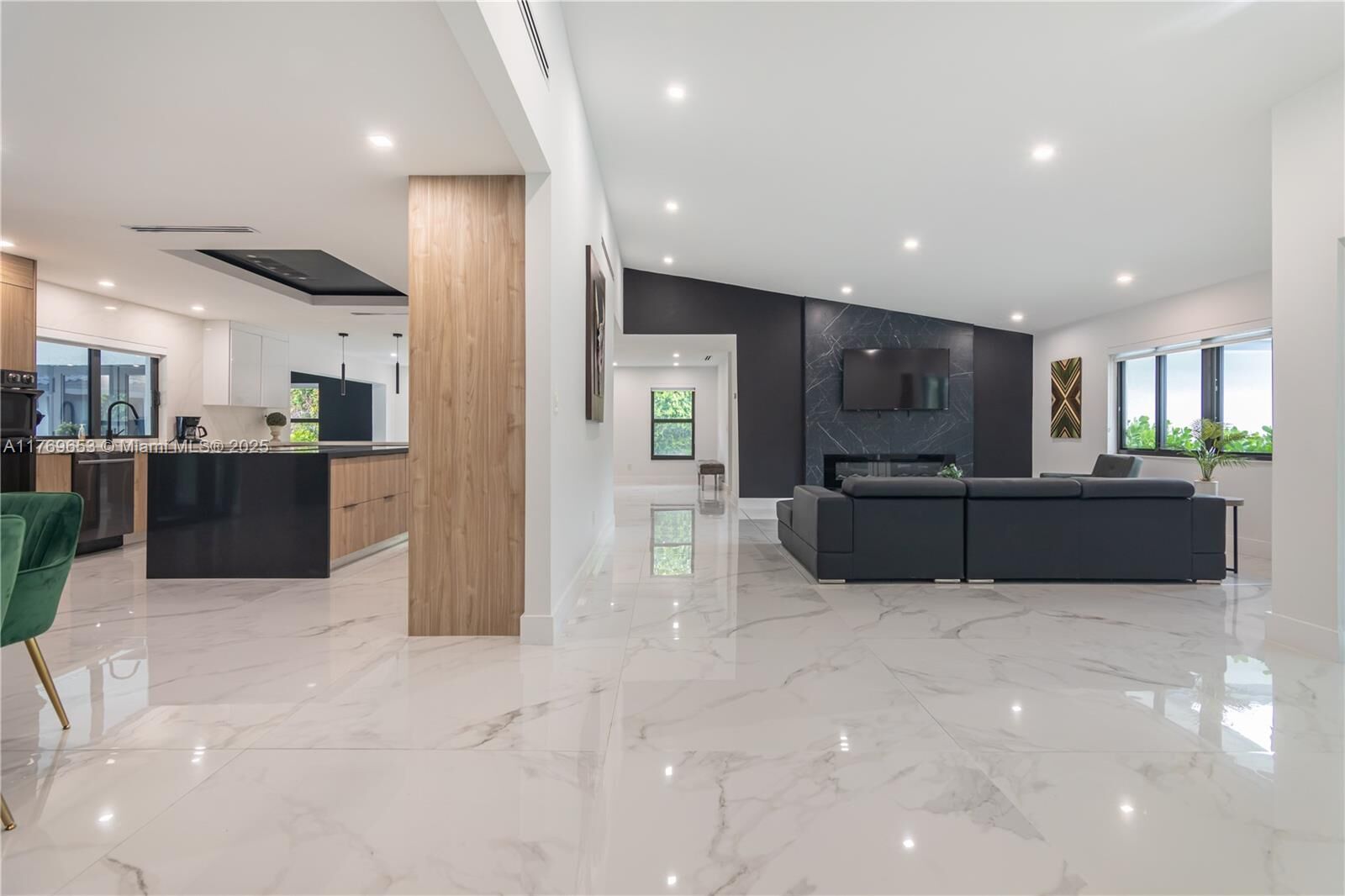 Property Photo:  3850 SW 130th Ave  FL 33175