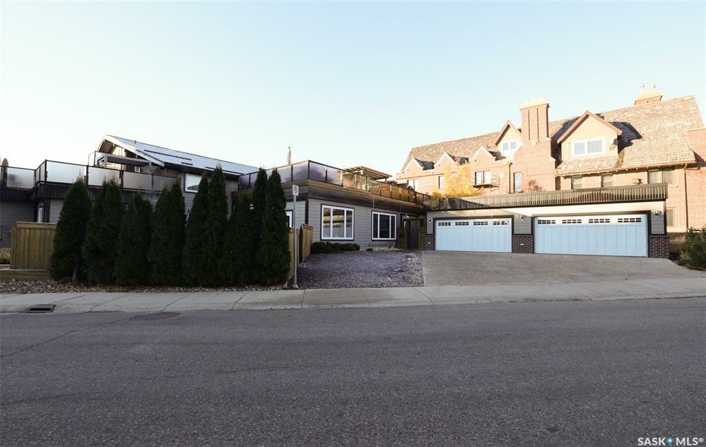 Property Photo: 1651 Anson Road 6 SK S4P 0E1