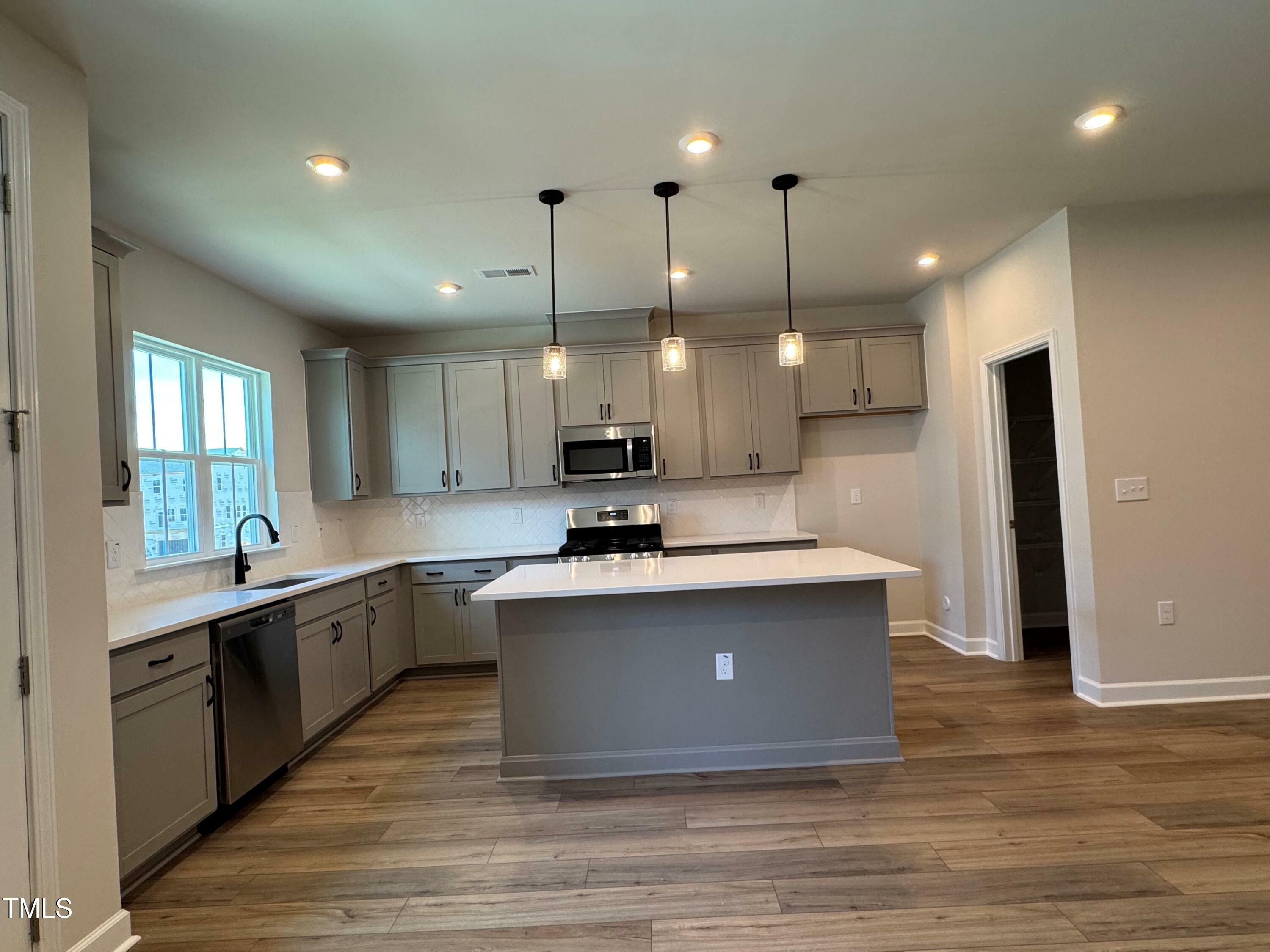 Property Photo: 607 Callan View Avenue NC 27587