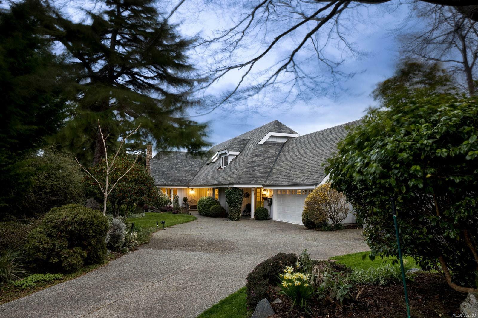 Property Photo: 4394 Shore Way BC V8N 3T9