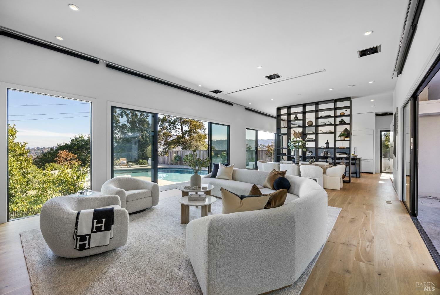 Property Photo: 929 Meadowsweet Drive CA 94925