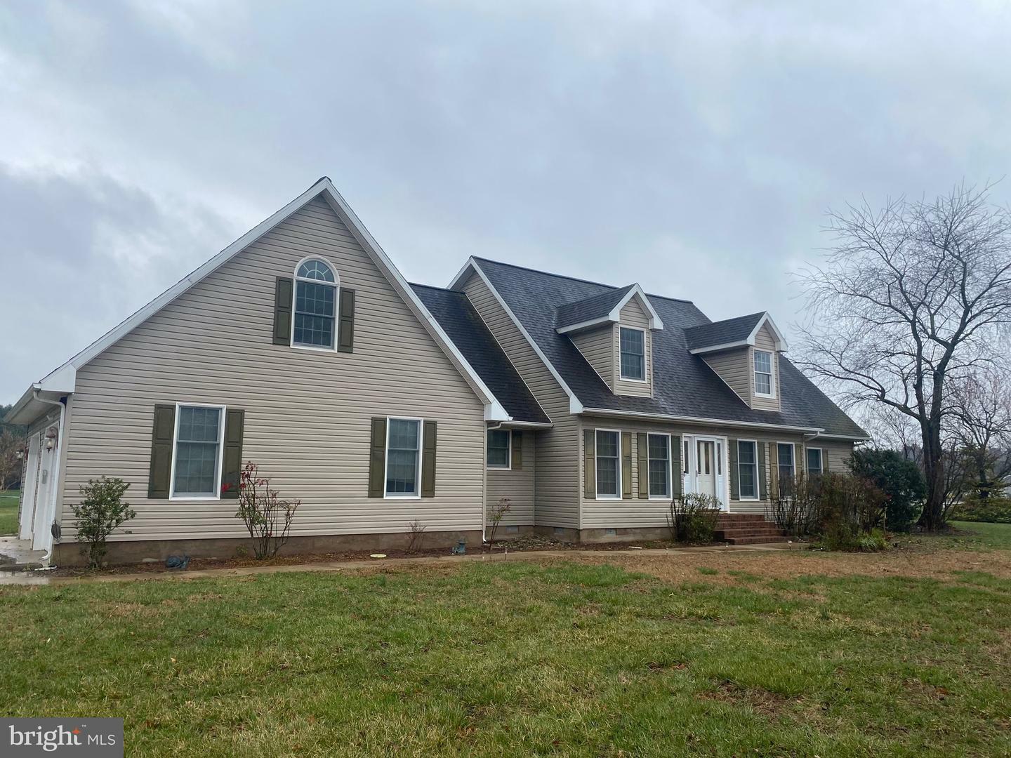 Property Photo: 302 Christopher Drive DE 19973