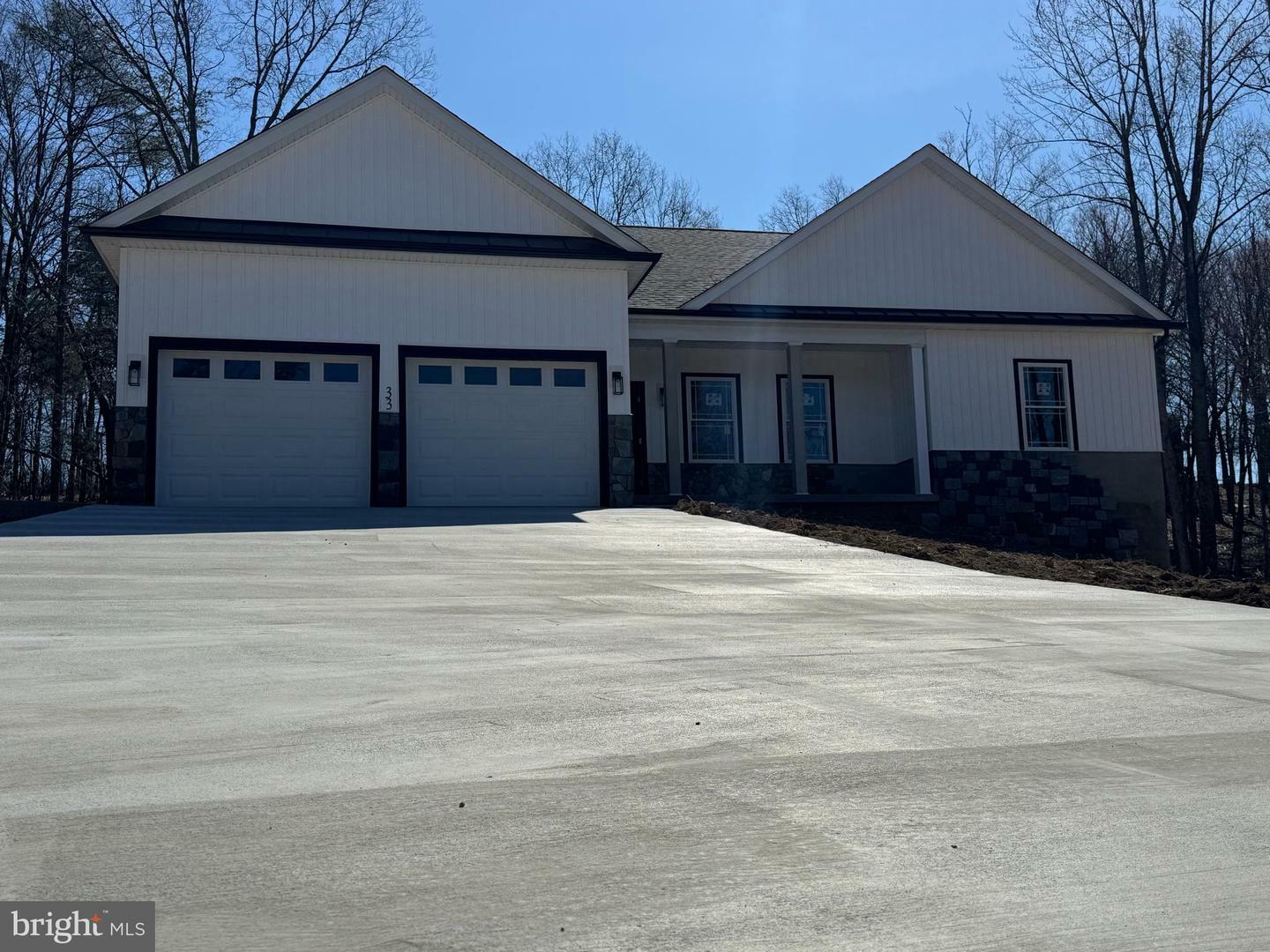 Property Photo: 33 Butternut Lane WV 25411