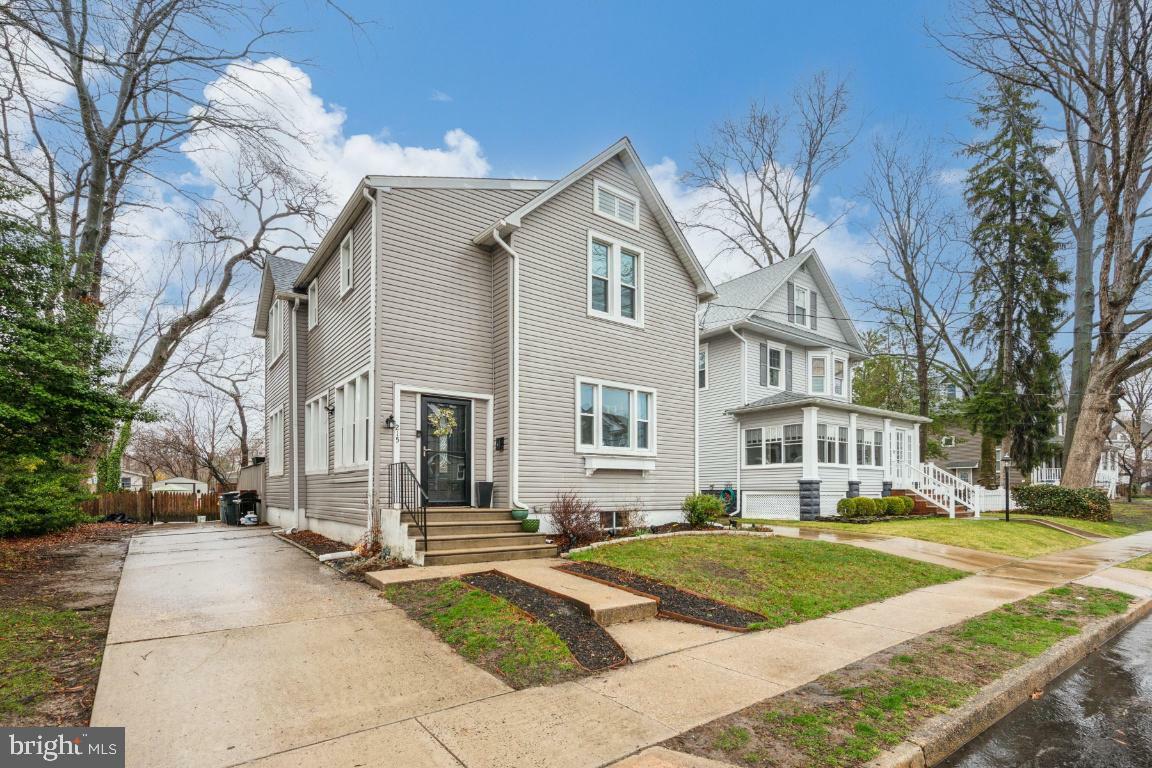 Property Photo: 215 W Pine Street NJ 08106