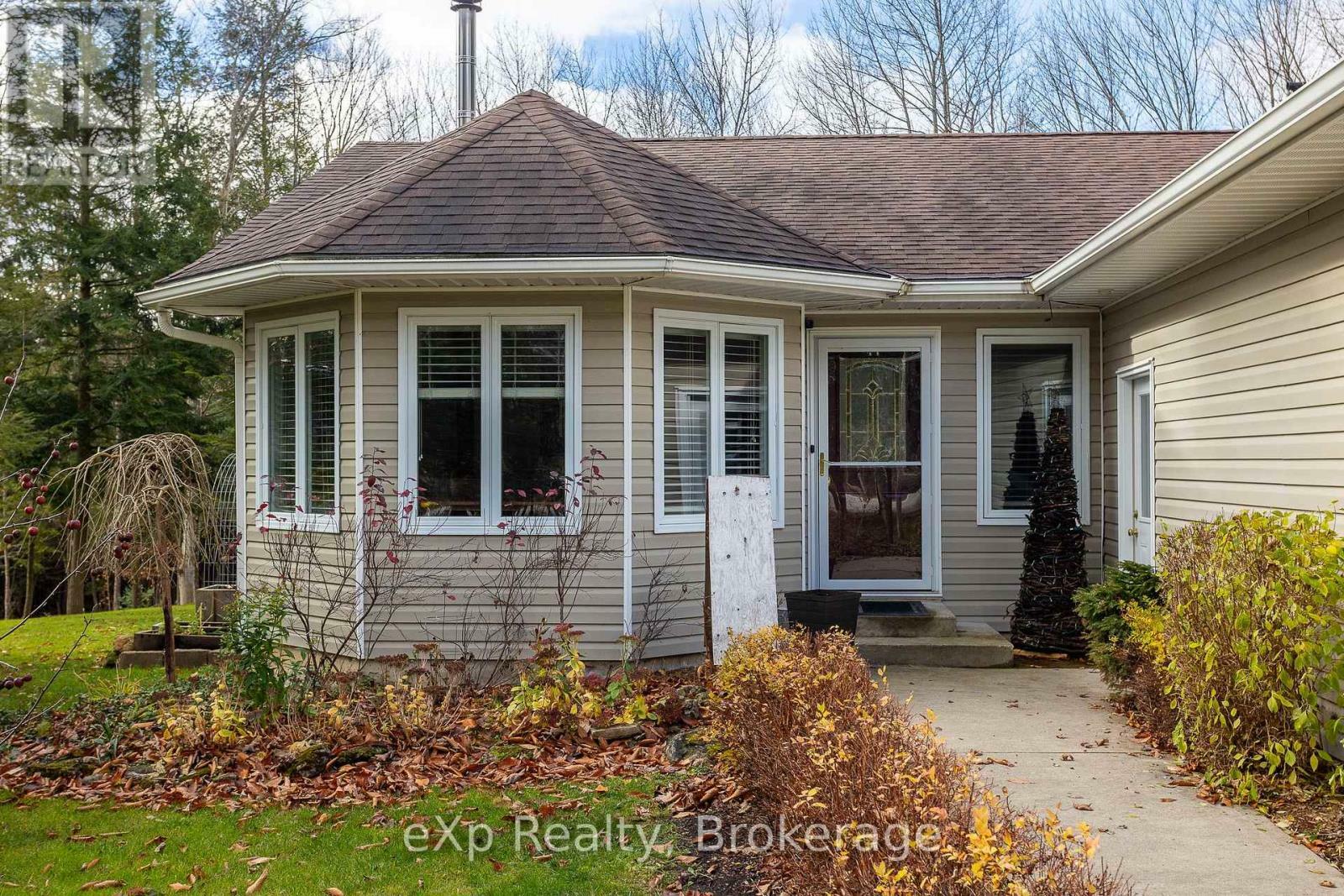 Property Photo: 557554 4th Corners South ON N0H 1E0