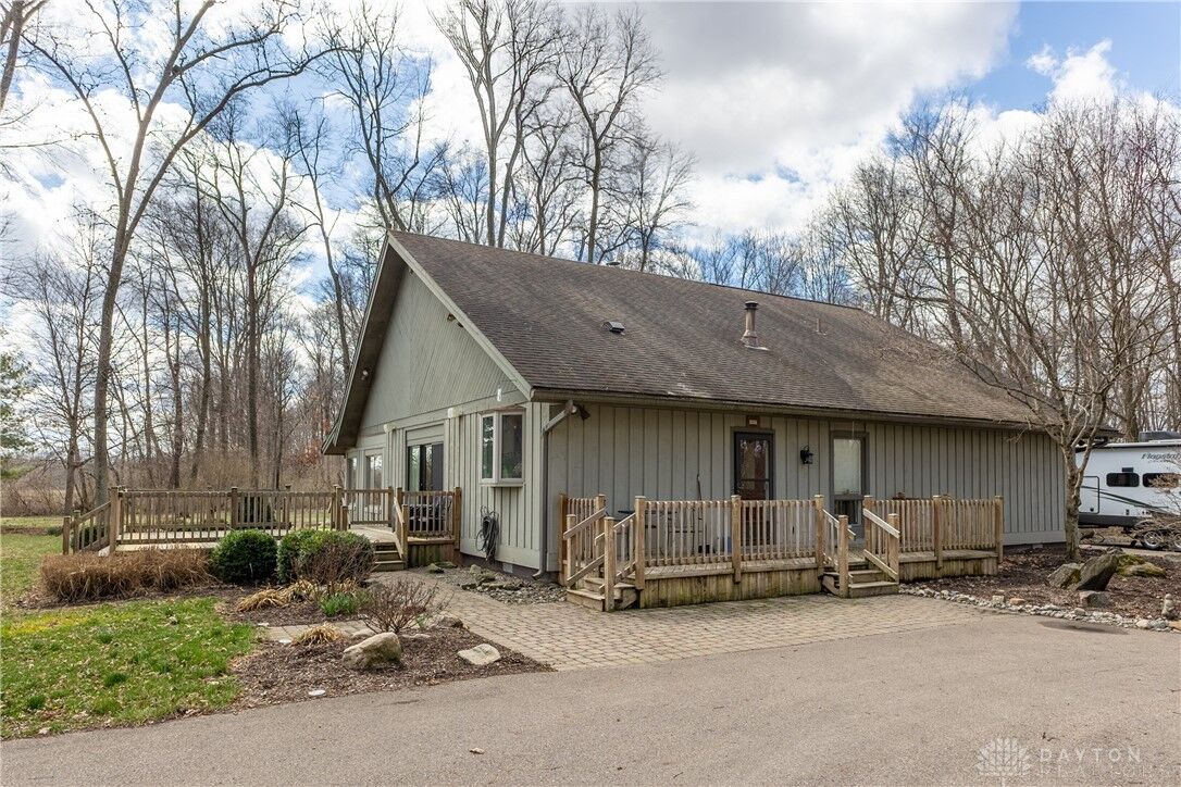 Property Photo: 7590 Tipp Eliz Road OH 45344