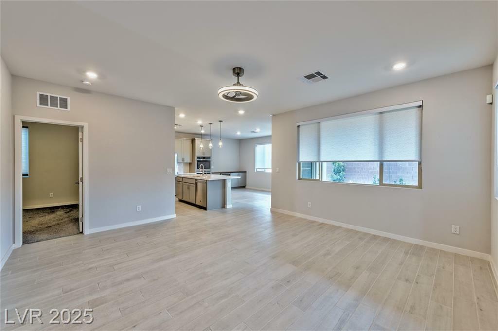 Property Photo: 7046 Onyx Mound Street NV 89148