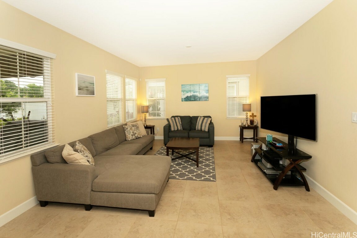 Property Photo: 91-1164 Waikapoo Street HI 96706