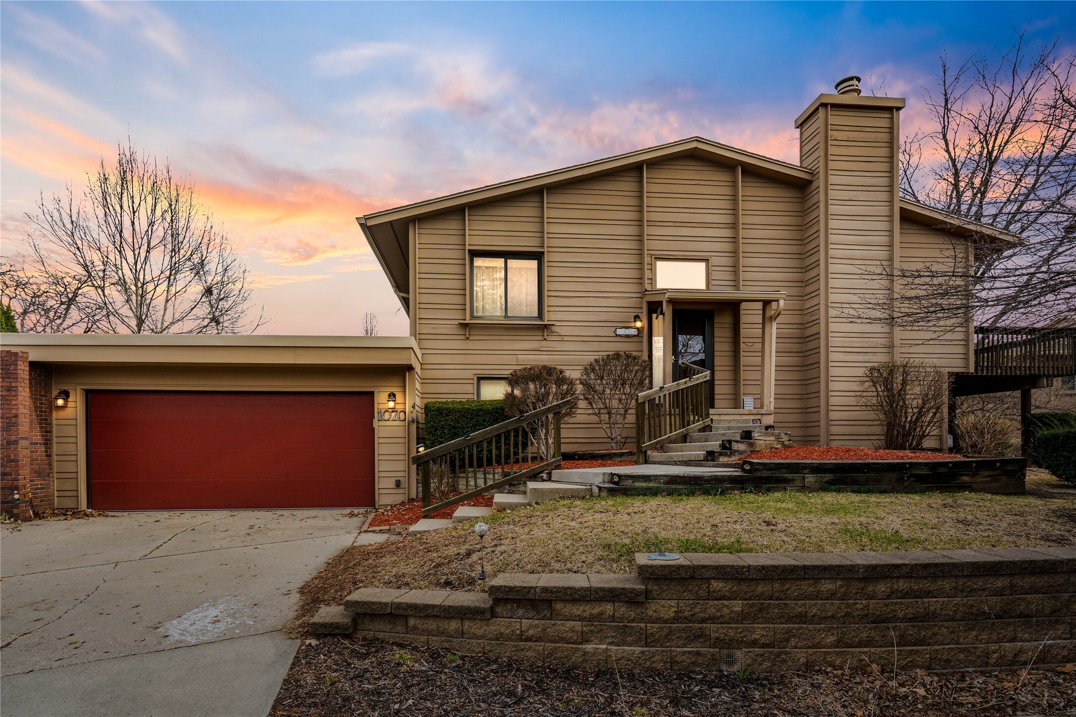 1070 Woodland Park Drive  West Des Moines IA 50266 photo