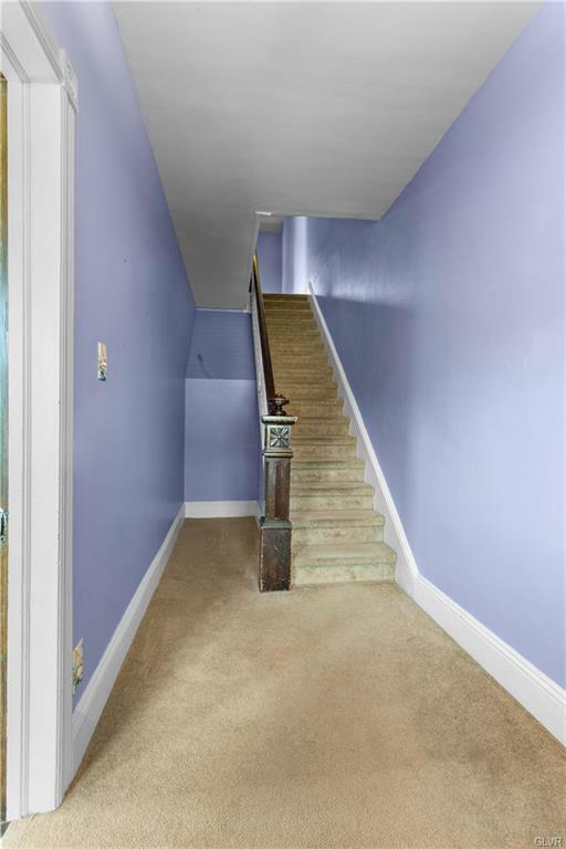 Property Photo: 38 South Whitfield Street PA 18064