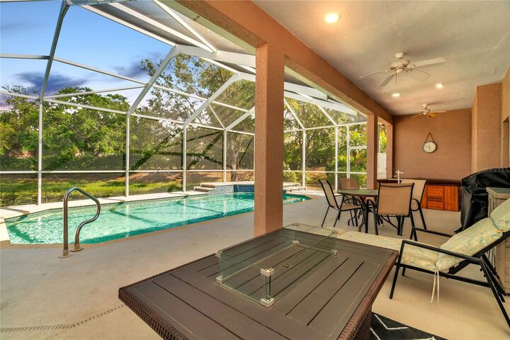 Property Photo:  7051 Derwent Glen Circle  FL 34637 
