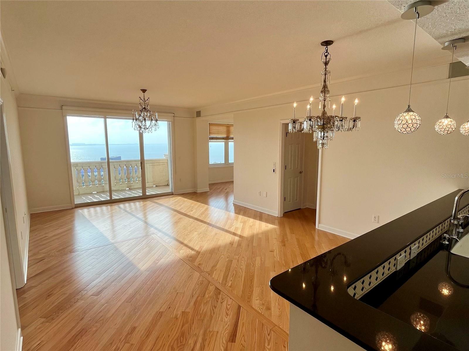 Property Photo: 750 N Tamiami Trail 1609 FL 34236
