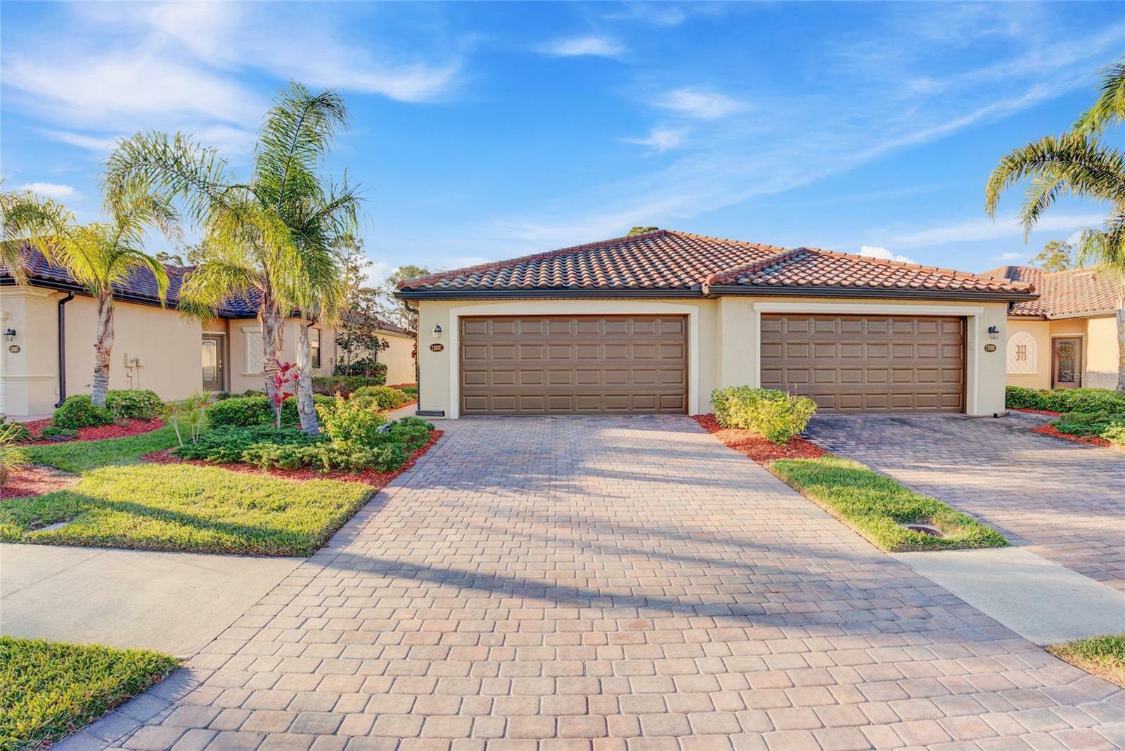 Property Photo: 12091 Amica Loop FL 34293