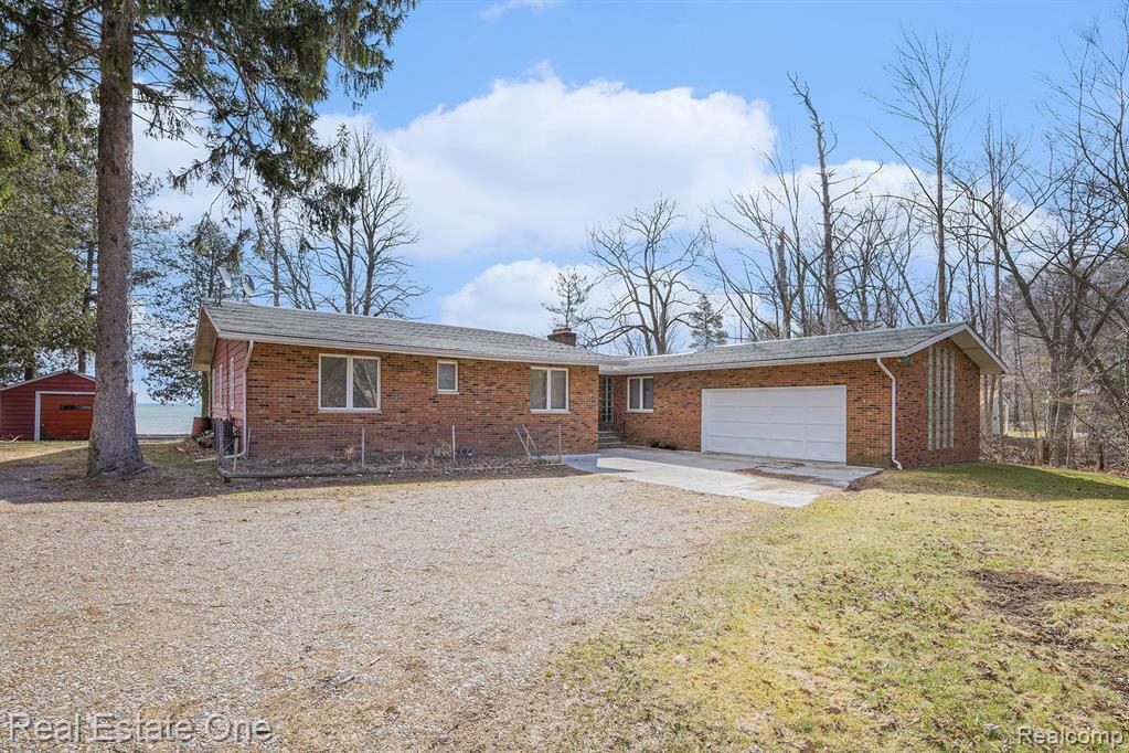Property Photo: 5366 Lakeshore Road MI 48427 9628