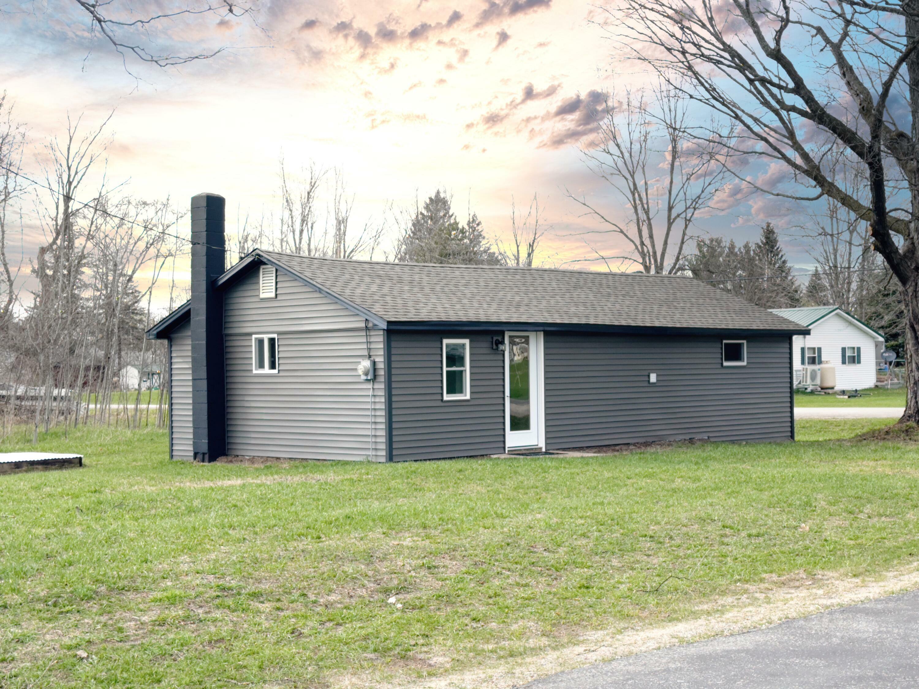 Property Photo: 115 Lincoln Street MI 49656
