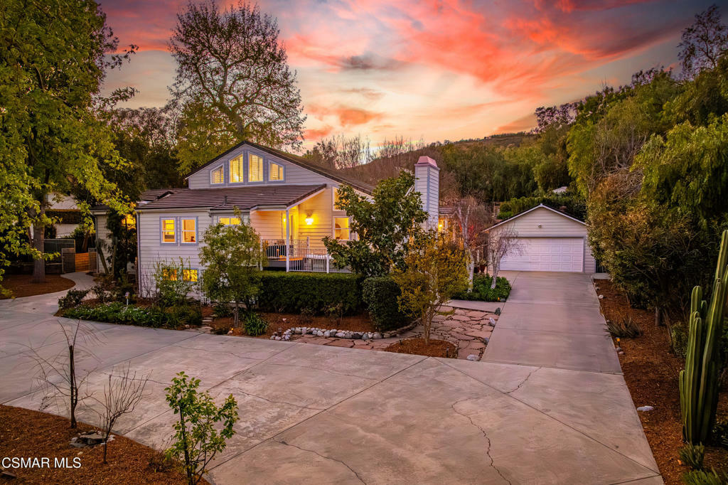 Property Photo: 6125 Fairview Place CA 91301