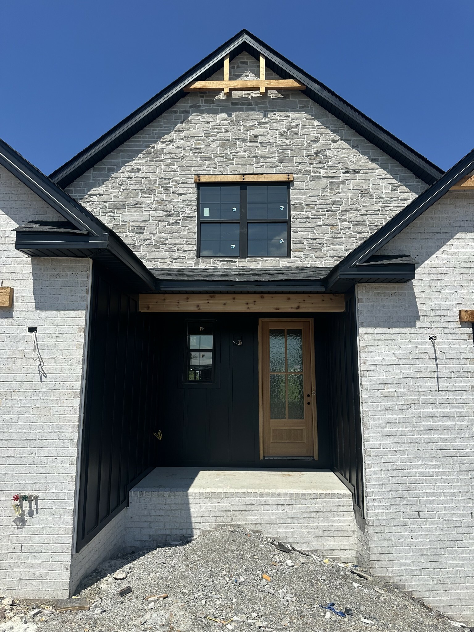 Property Photo: 230 Hall Ct TN 37043