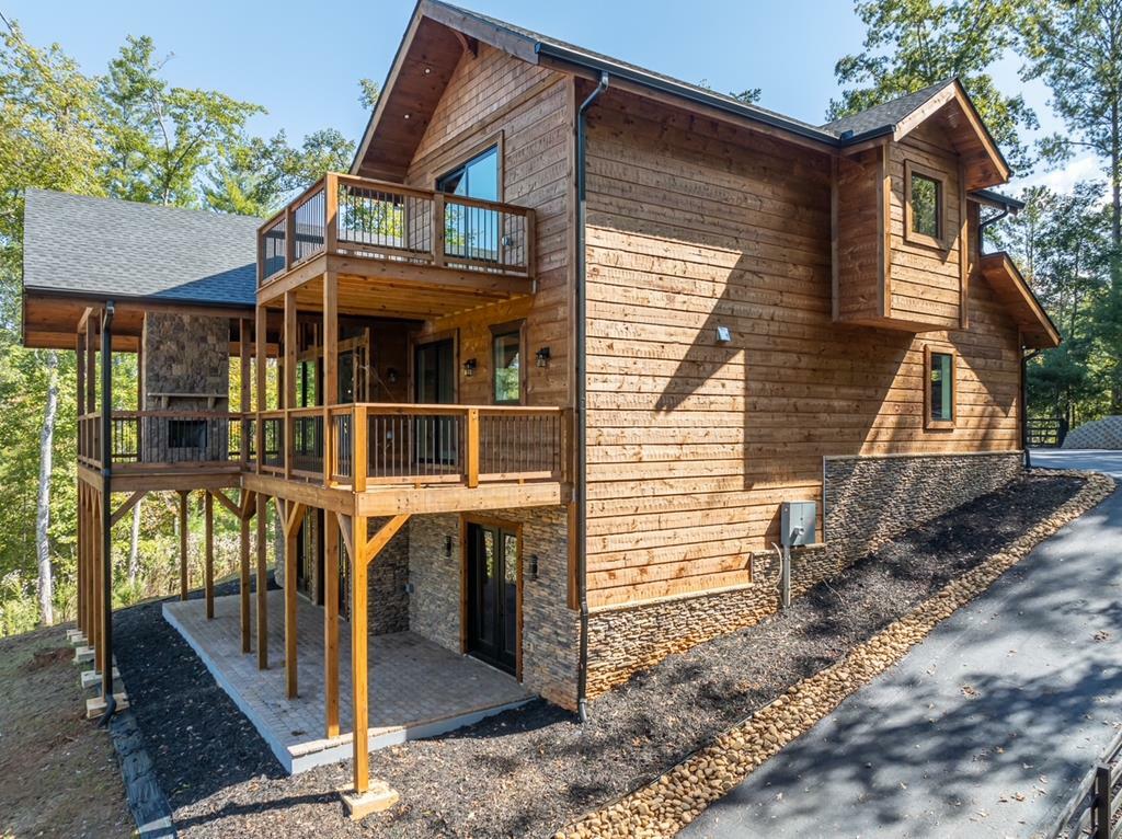 Property Photo: 475 Parnell Drive GA 30540