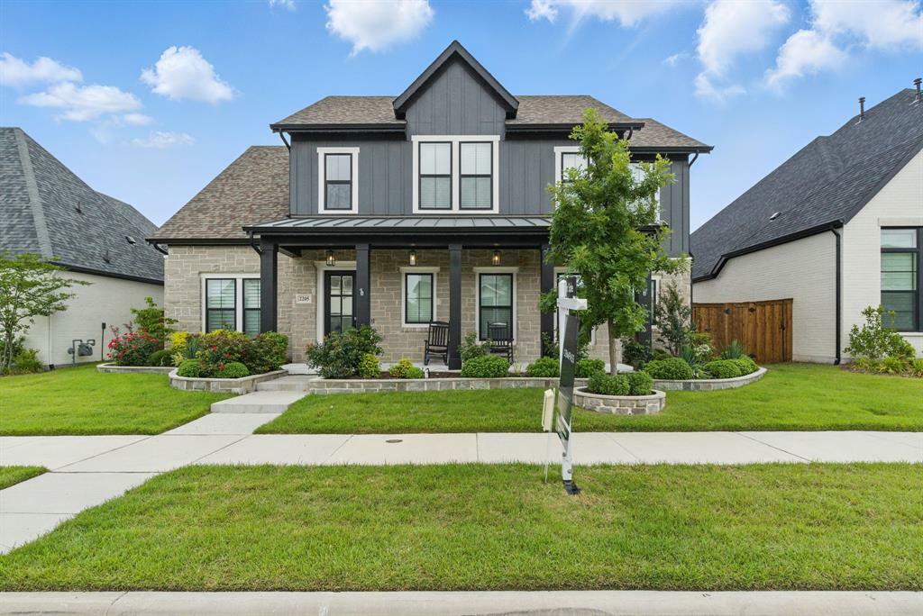 Property Photo: 2205 Sandrellan Street TX 76008