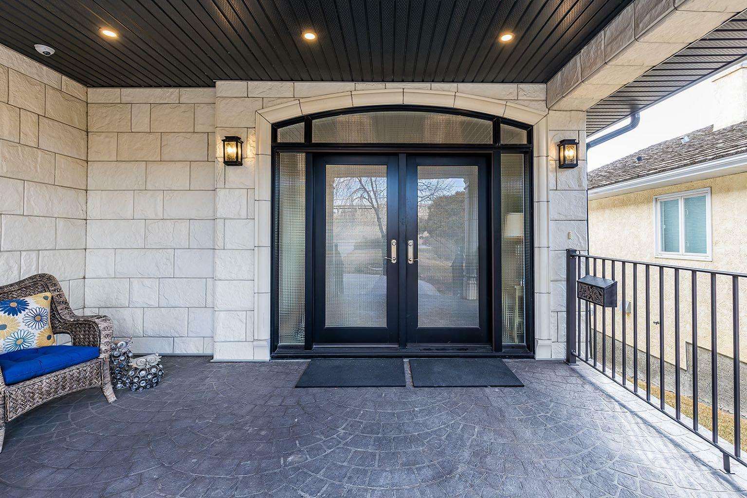 Property Photo: 835 3 Street NW AB T1A 7P7