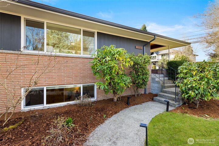 Property Photo:  11757  25th Avenue NE  WA 98125 