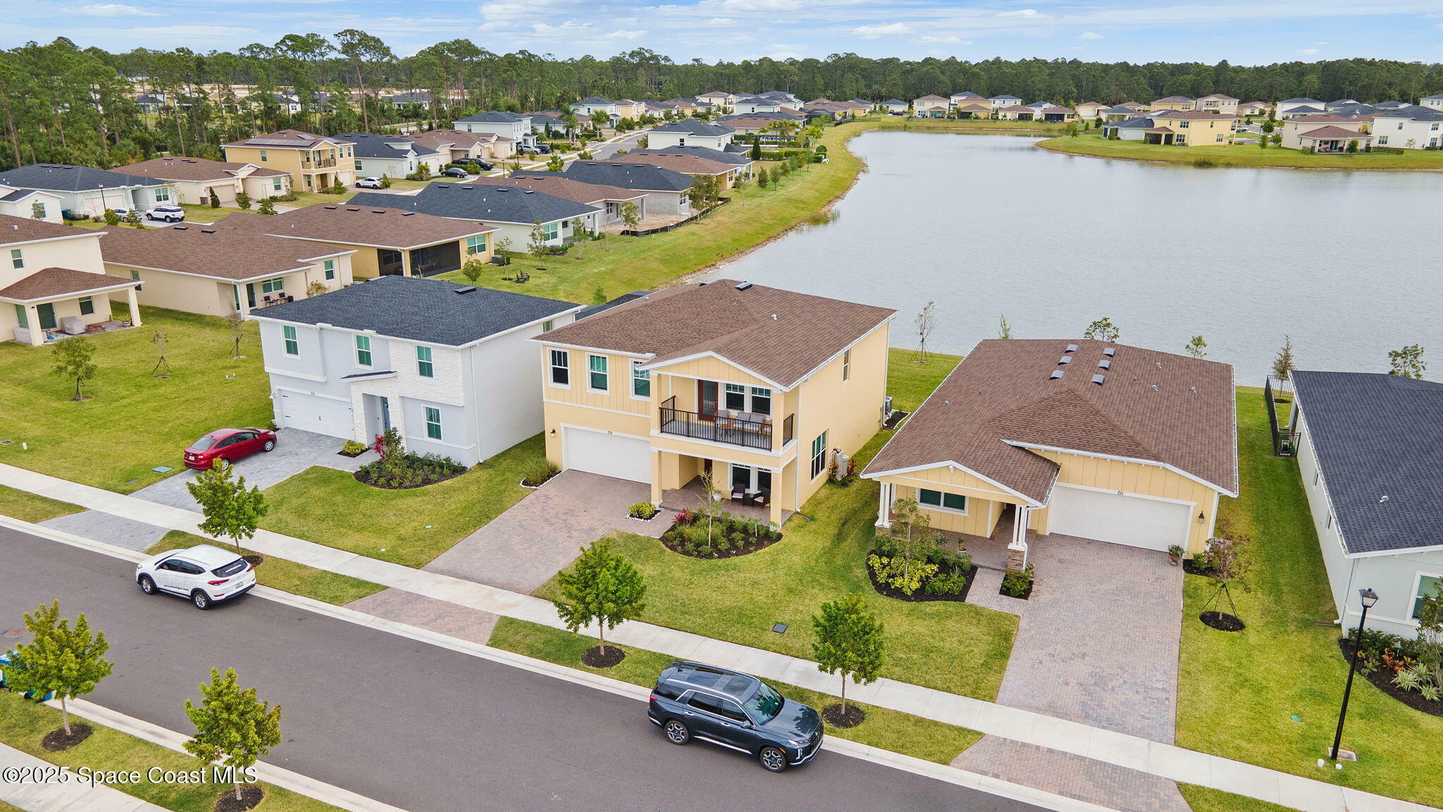 Property Photo:  715 Veridian Circle Circle NW  FL 32907 