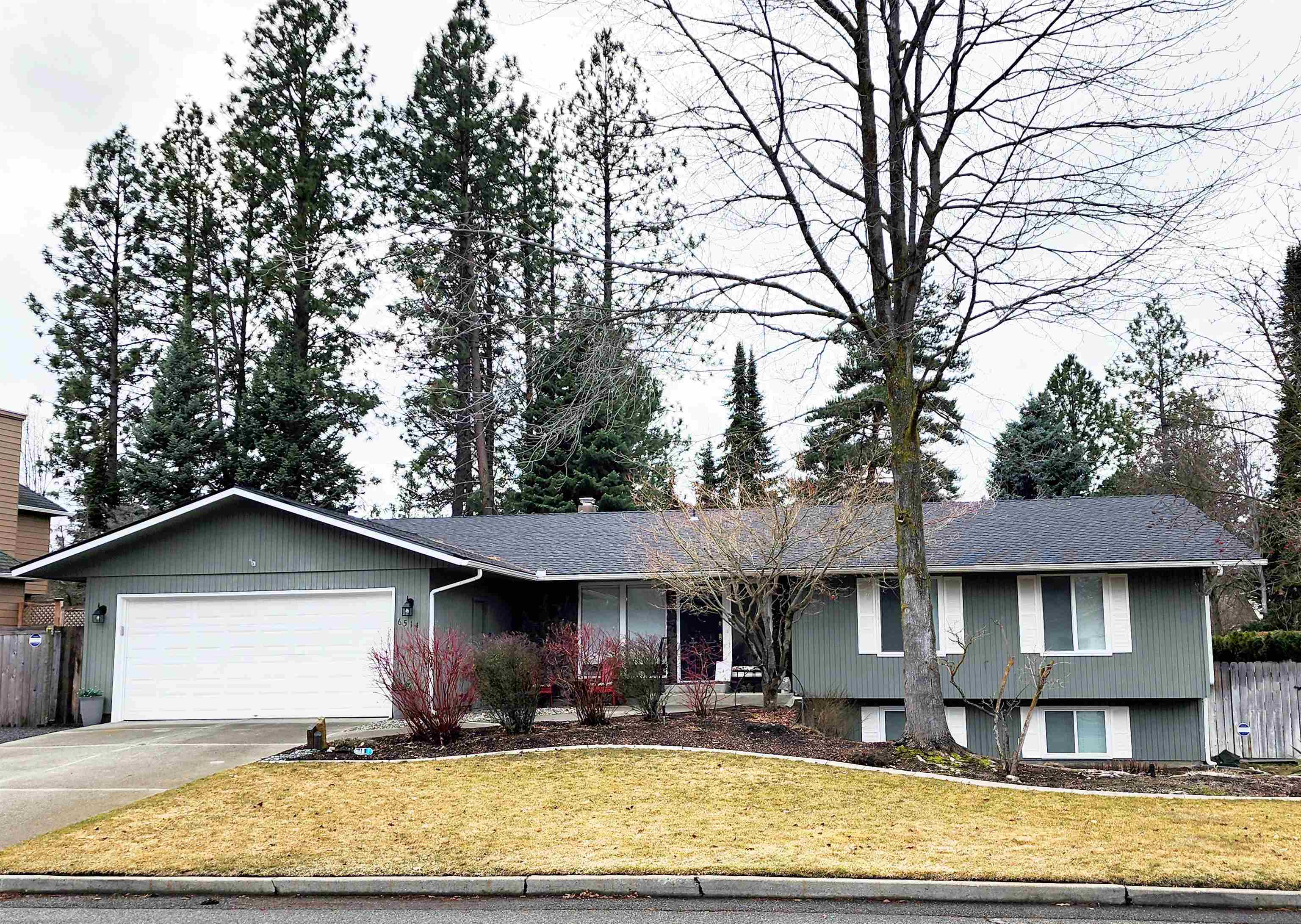 Property Photo: 6514 S Pittsburg St WA 99223