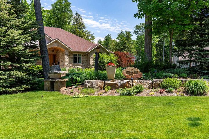 Property Photo:  27 Carter Drive  ON N0H 2C6 