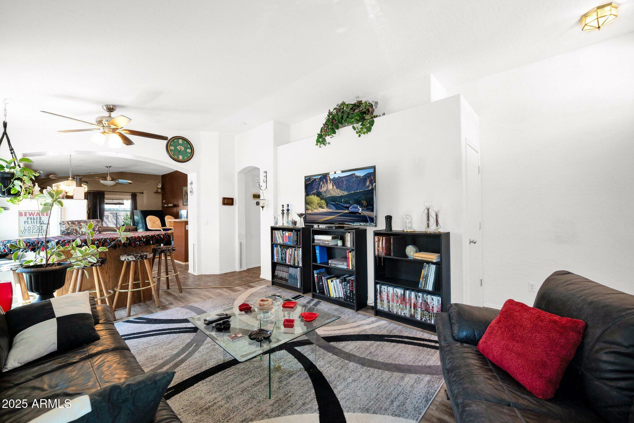 Property Photo: 5424 S 15th Street AZ 85040