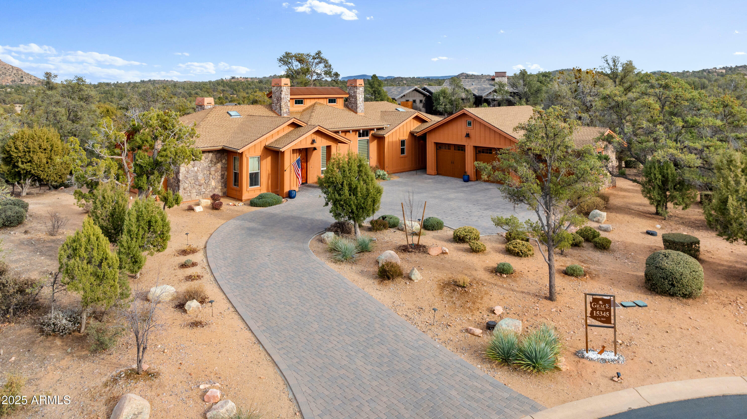 Property Photo: 15345 N Chloe Trail AZ 86305